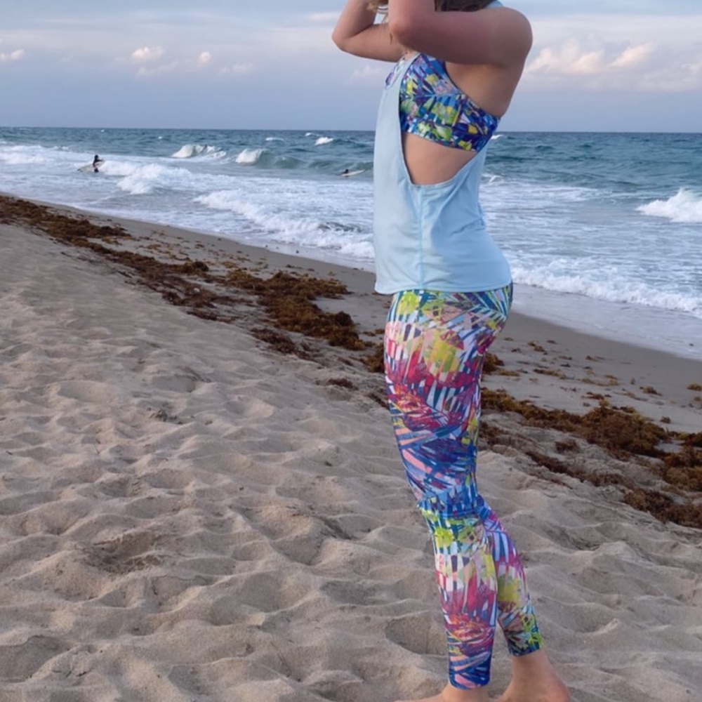 Colorful Patterned Leggings and Light Blue Tops Set